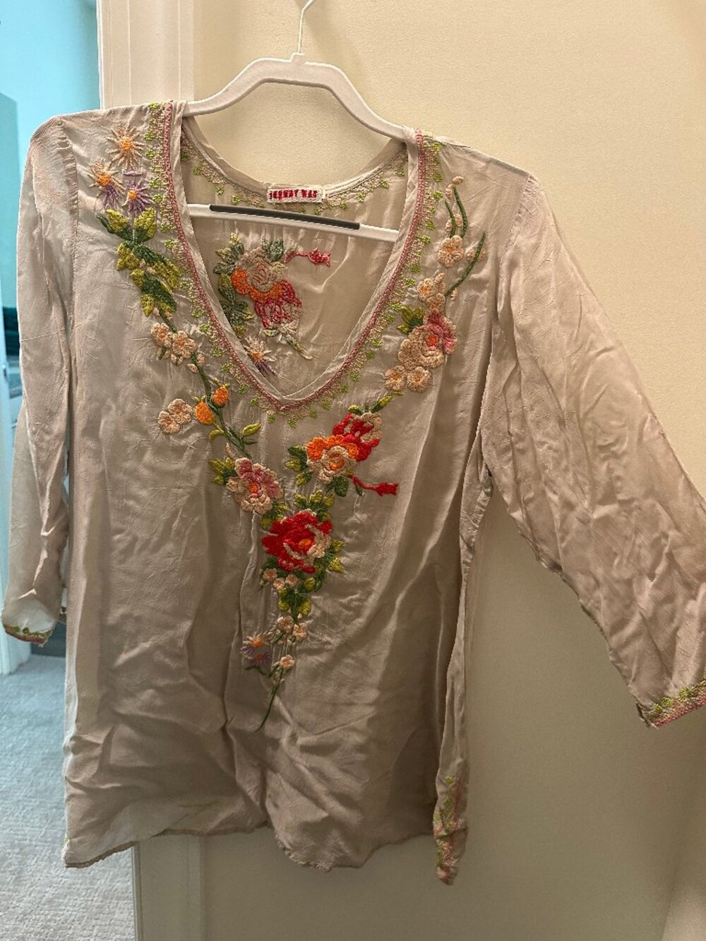 JOHNNY WAS light grey blouse